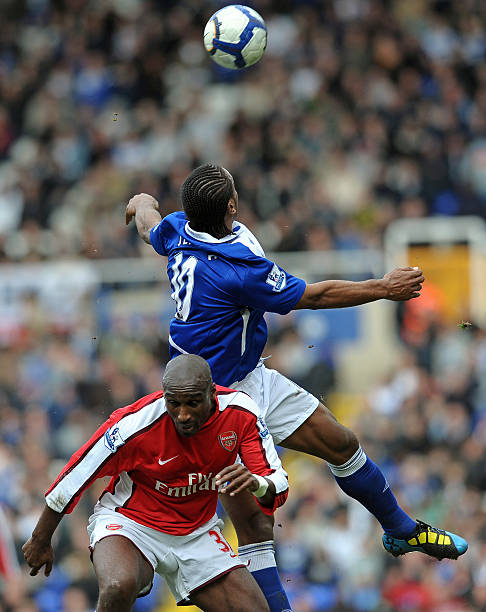 的激烈竞争 的激烈竞争