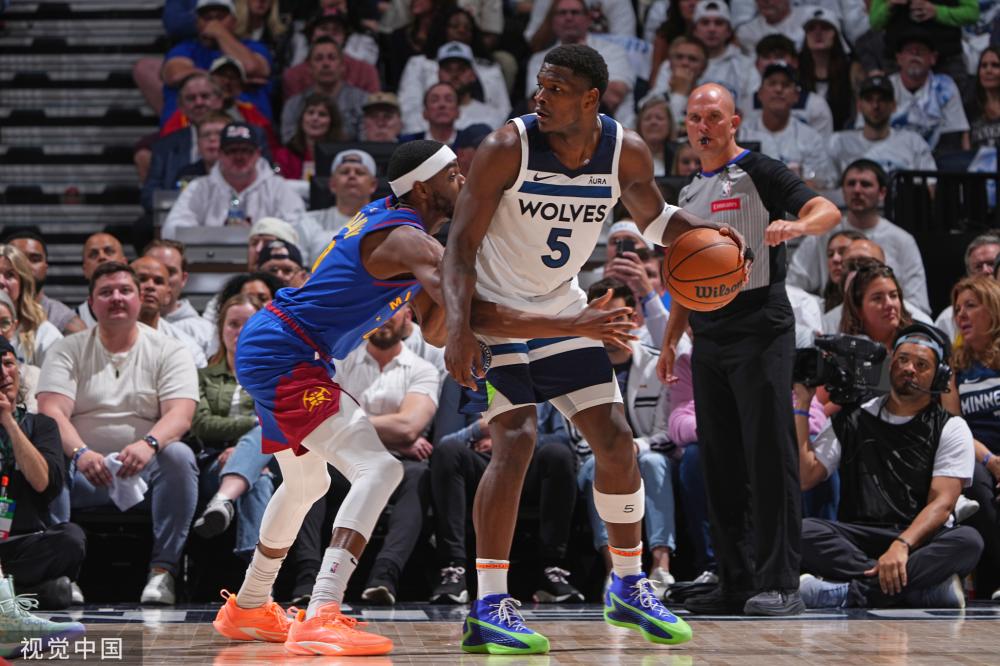 地承认了责 地承认了责