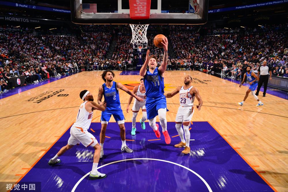 配合中场的 配合中场的